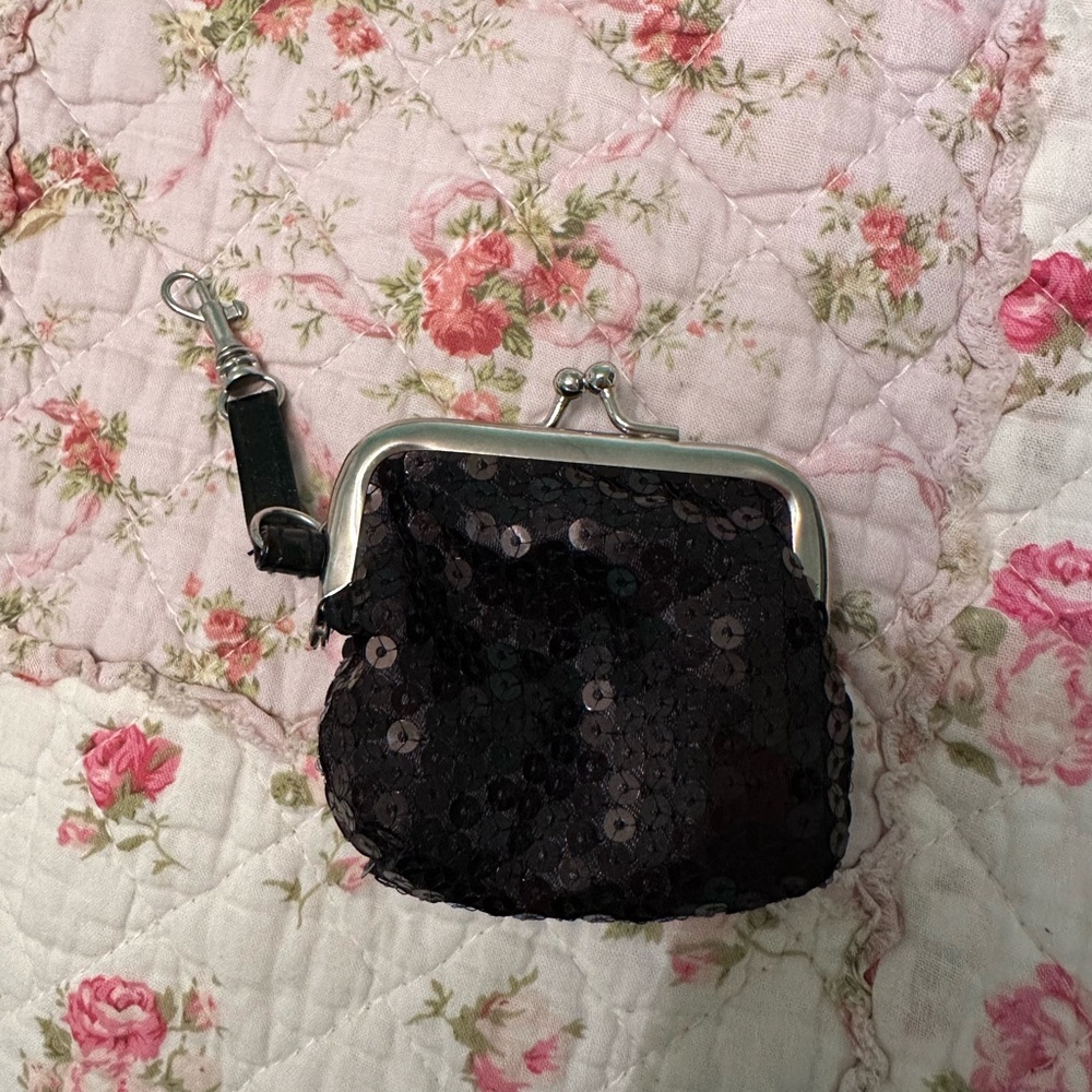 Y2K Claire’s Black Sequin Clip-On Coin Pouch